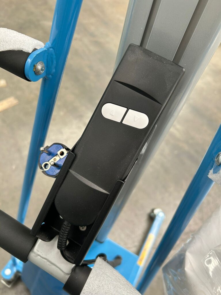mando-subida-y-bajada-elevadora-de-bobinas